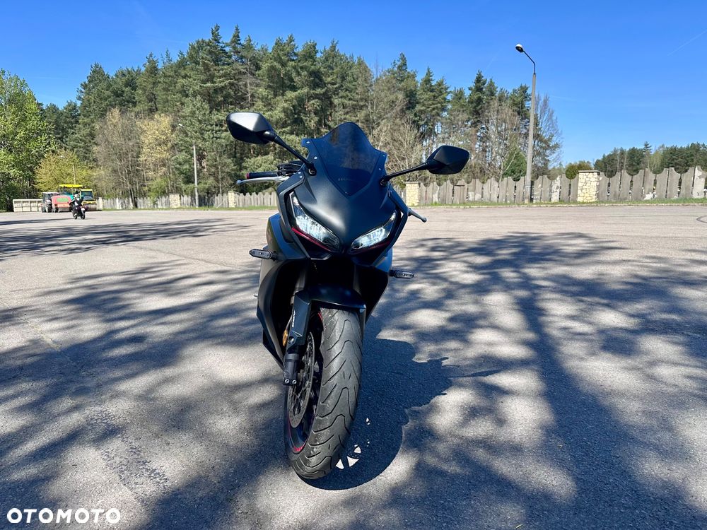 Honda CBR - 5