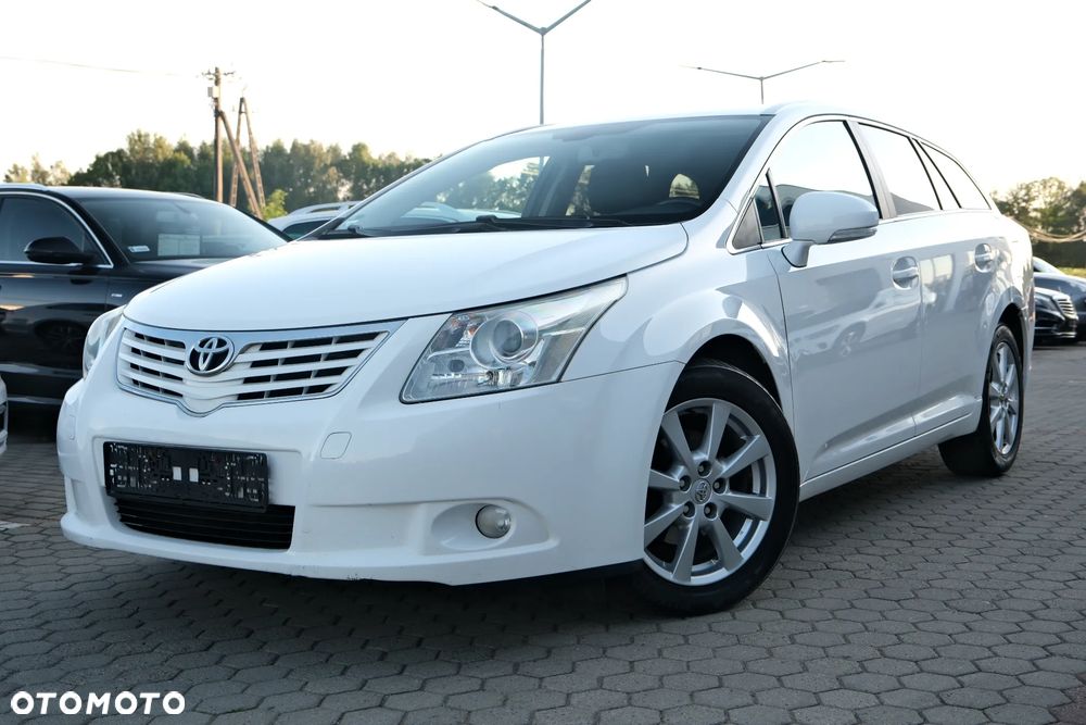 Toyota Avensis 1.8 Luna - 4