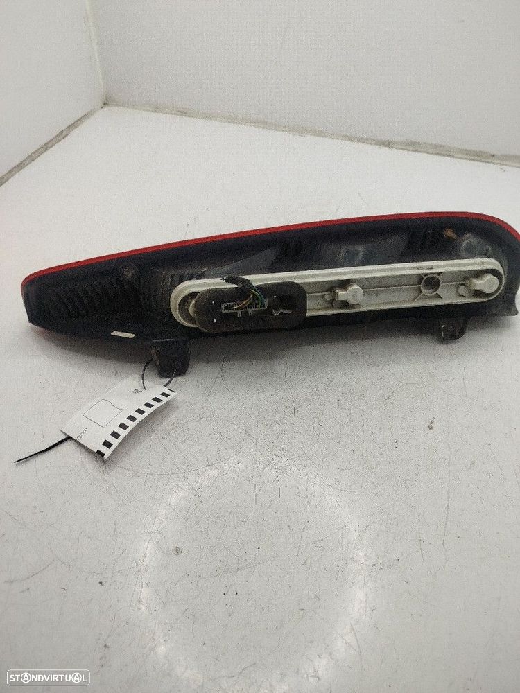 Farolim Stop Esq Ford Focus Ii Carrinha (Da_) - 2