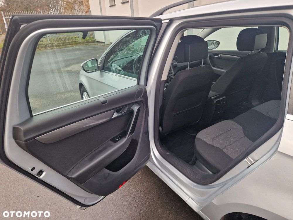 Volkswagen Passat Variant 1.8 TSI Comfortline - 10