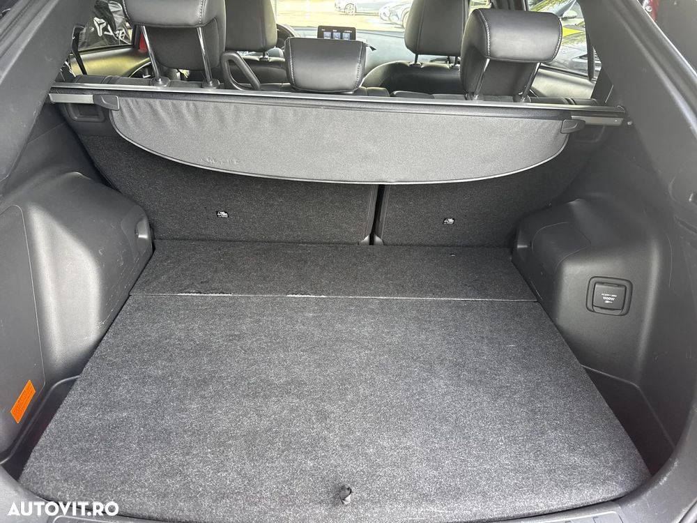 Mitsubishi Eclipse-Cross - 18