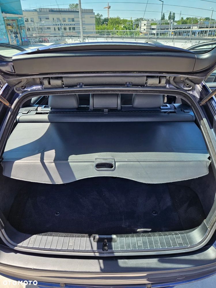 BMW Seria 3 320i - 29