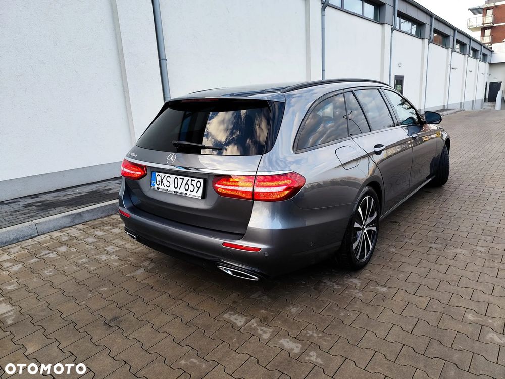 Mercedes-Benz Klasa E 300 d 9G-TRONIC Avantgarde - 8