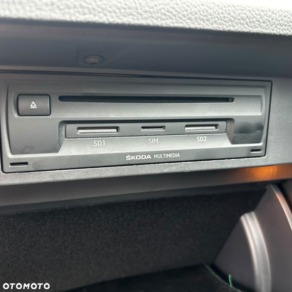 Skoda Superb 1.6 TDI Style Greenline - 21