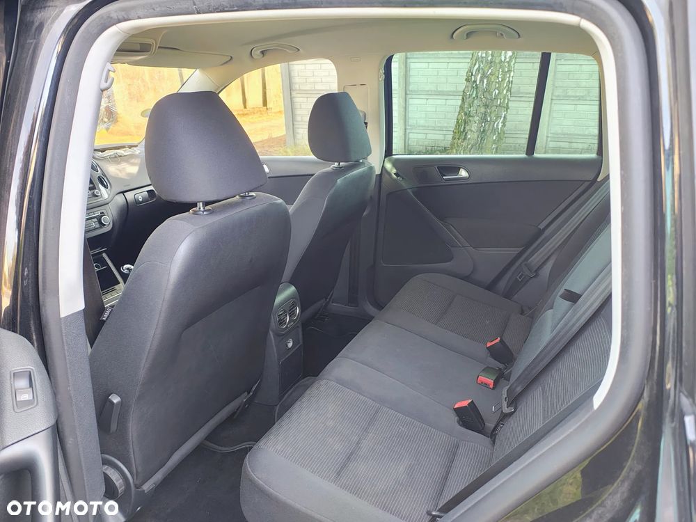Volkswagen Tiguan 2.0 TDI Perfectline - 13
