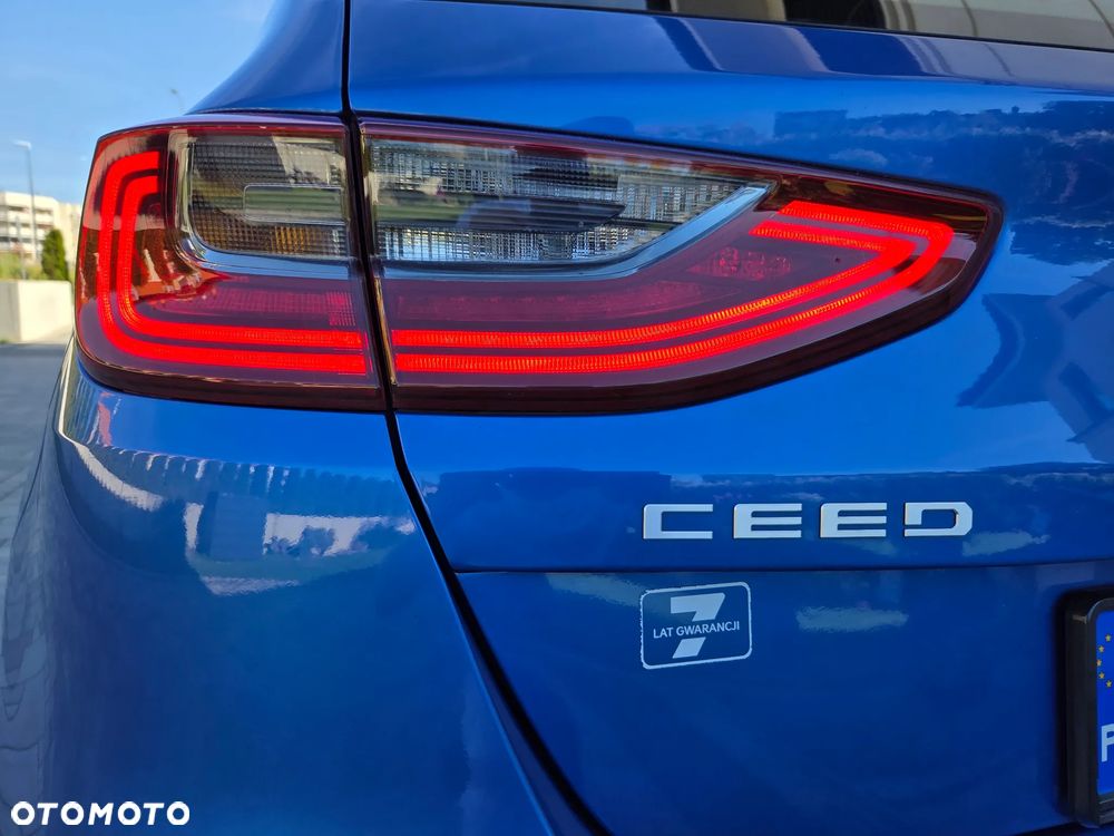 Kia Ceed 1.5 T-GDI M - 14