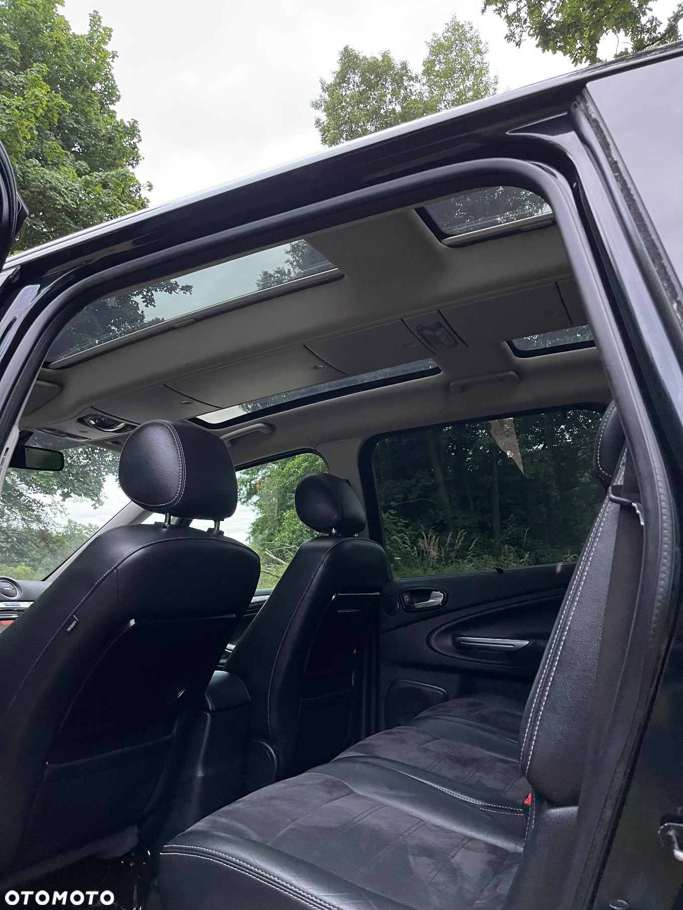 Ford Galaxy 2.0 TDCi Titanium - 13