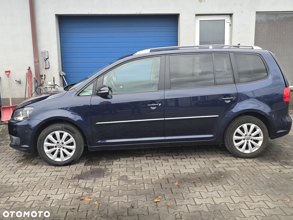 Volkswagen Touran 1.6 TDI DPF BlueMotion Technology DSG Highline - 13