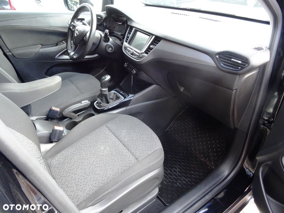 Opel Crossland X - 10