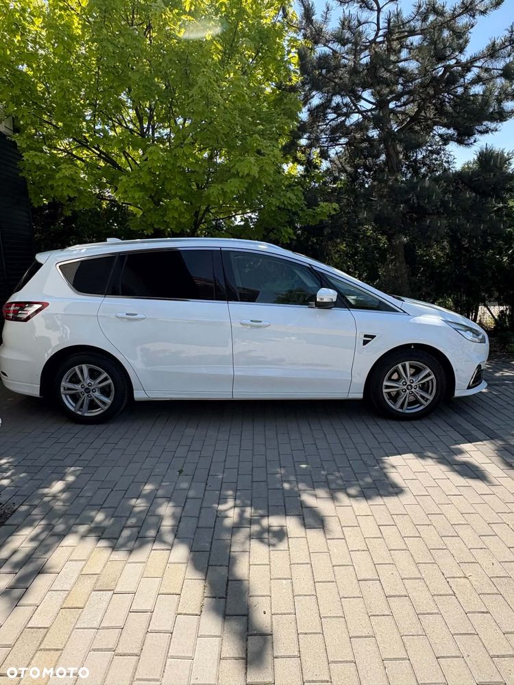 Ford S-Max 2.0 EcoBlue Titanium - 1