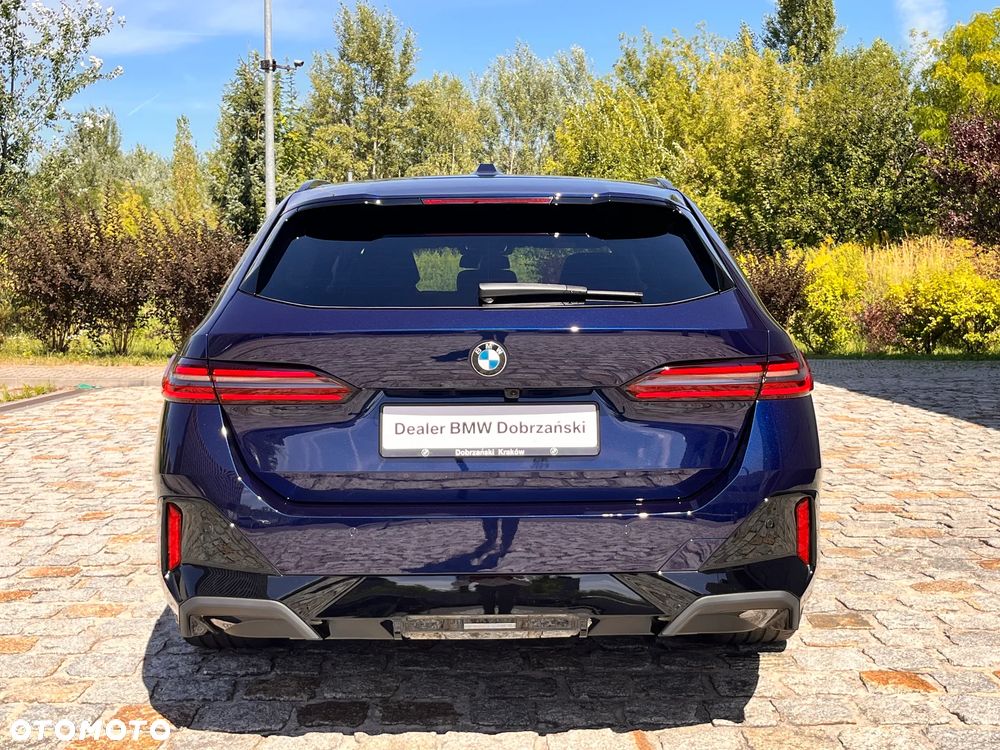 BMW Seria 5 540d xDrive mHEV - 12