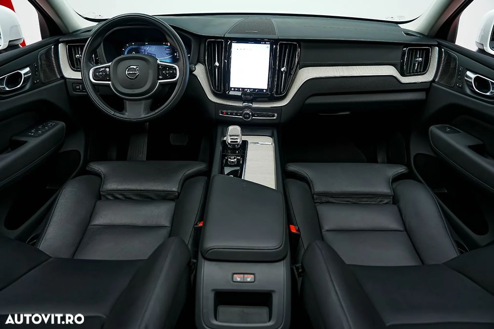 Volvo XC 60 Recharge T6 Twin Engine eAWD Inscription Expression - 16