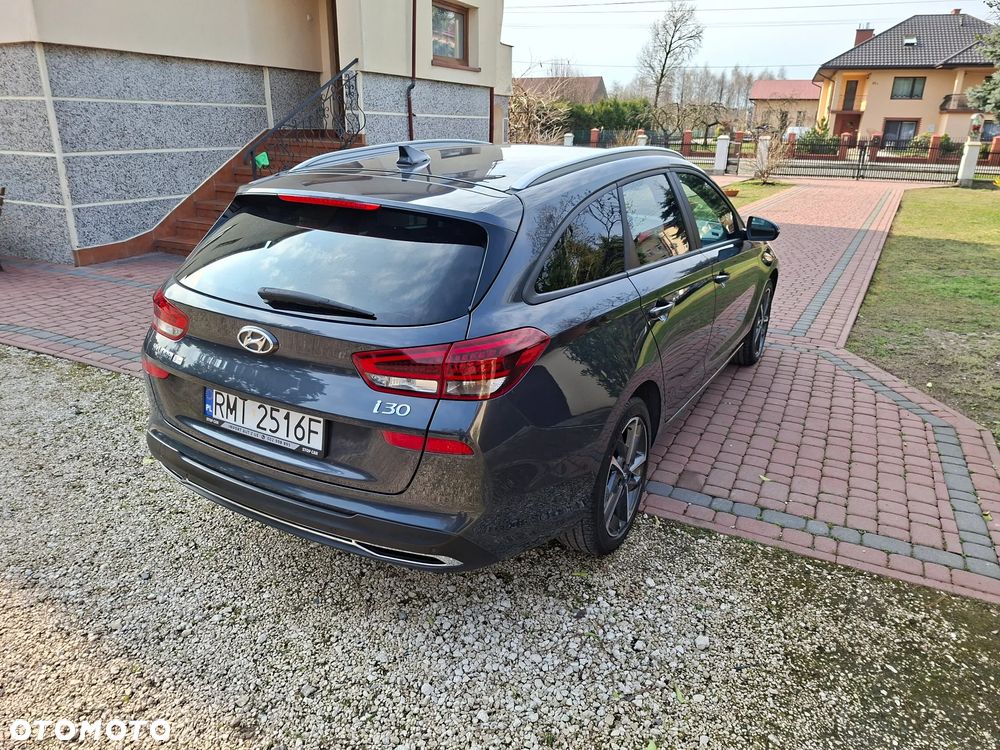 Hyundai i30 1.0 T-GDI DCT Connect & Go - 5
