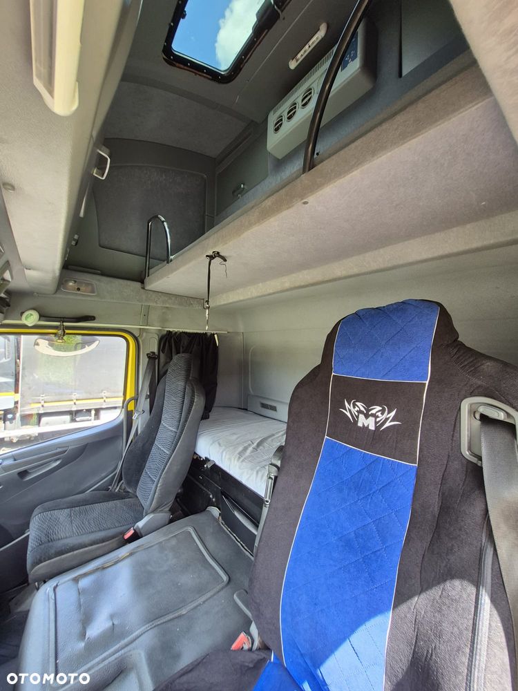 Mercedes-Benz atego - 14