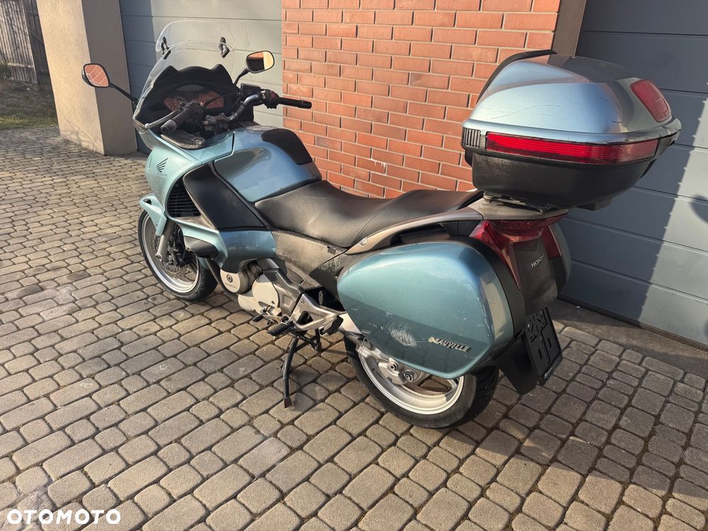 Honda Deauville - 12