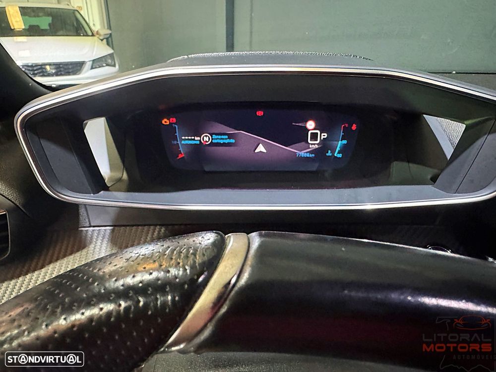 Peugeot 2008 1.2 PureTech GT EAT8 - 27