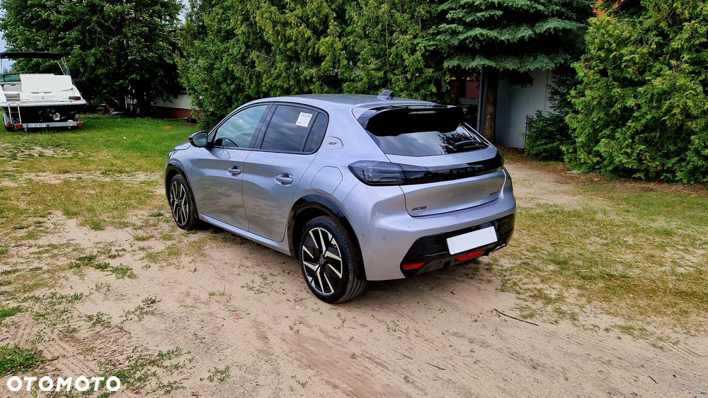 Peugeot 208 - 24