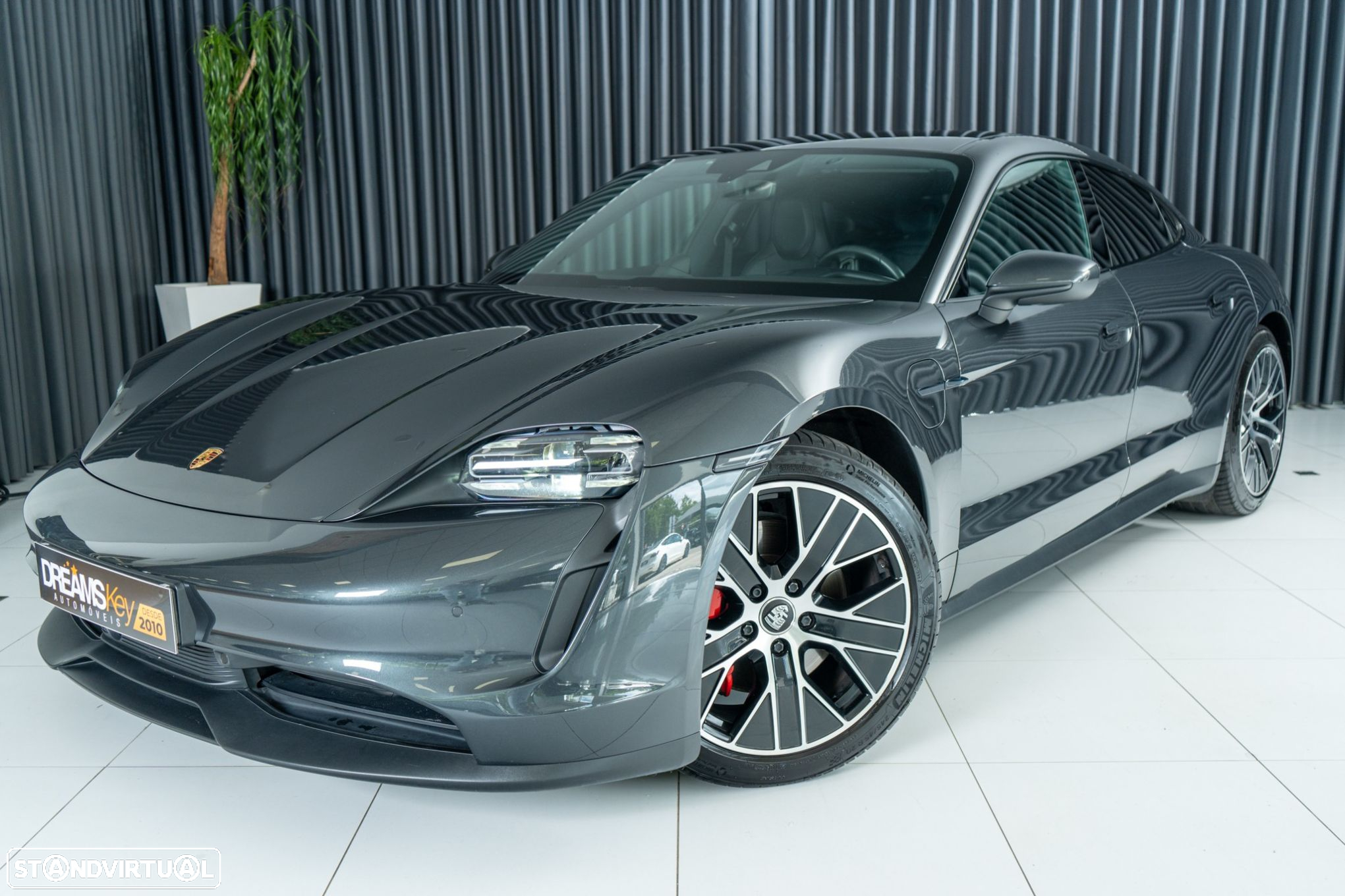 Porsche Taycan 4S - 8