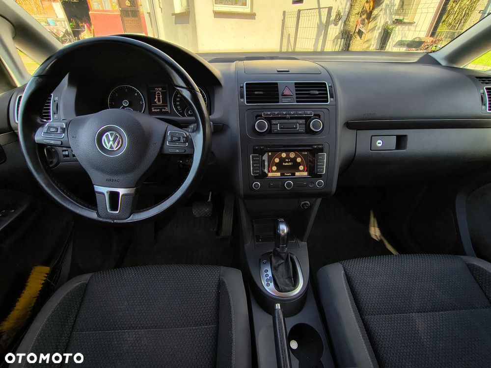 Volkswagen Touran 1.6 TDI DPF Comfortline DSG - 9