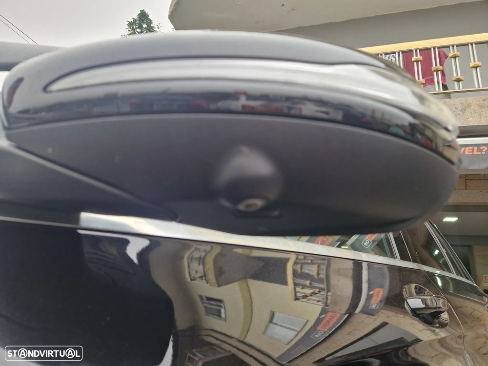 Mercedes-Benz GLC 250 d 4Matic 9G-TRONIC AMG Line - 24