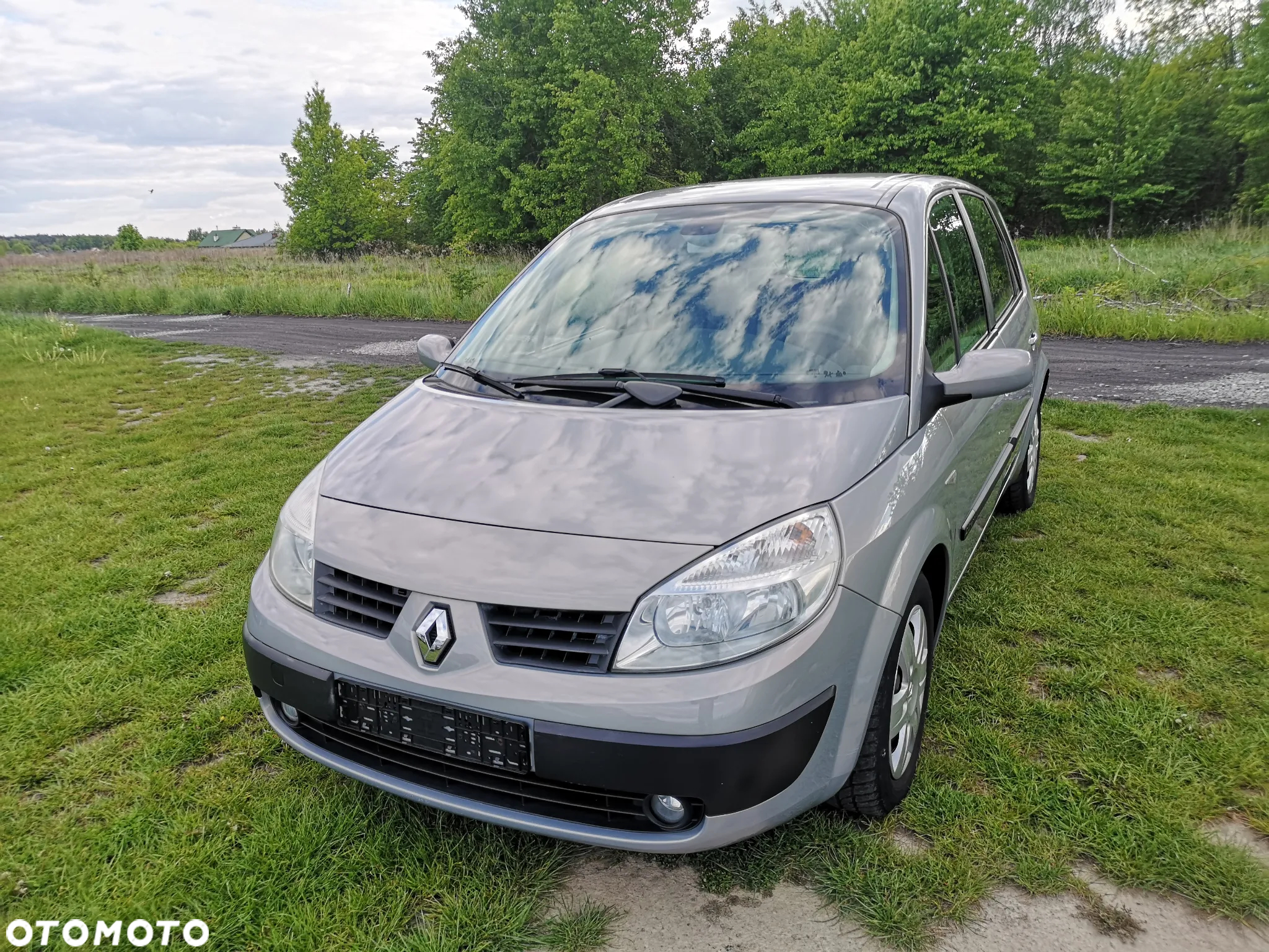 Renault Scenic - 13