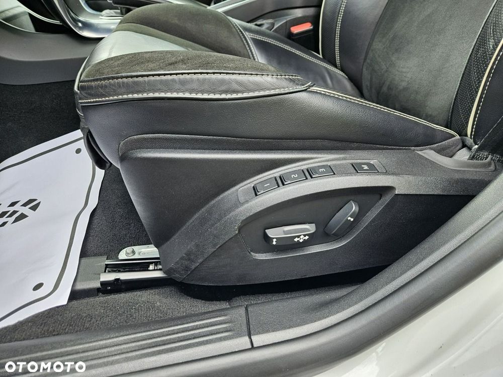 Volvo V40 D2 R-Design Momentum - 10
