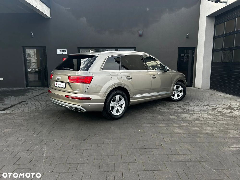 Audi Q7 - 6