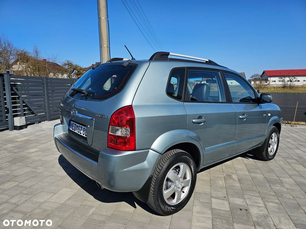 Hyundai Tucson 2.0 4WD GLS - 15