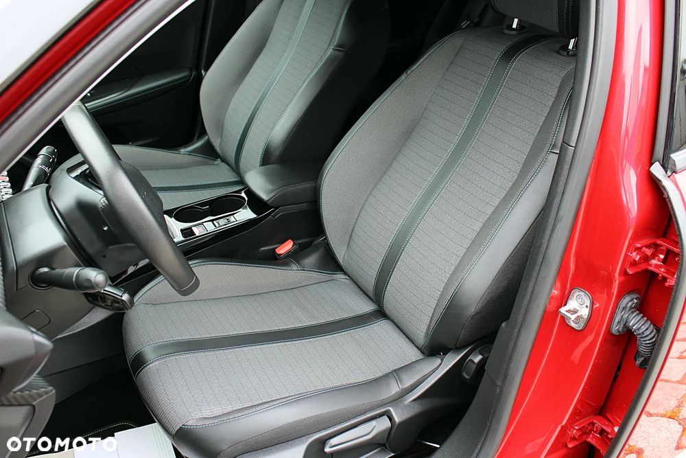 Peugeot 2008 - 24