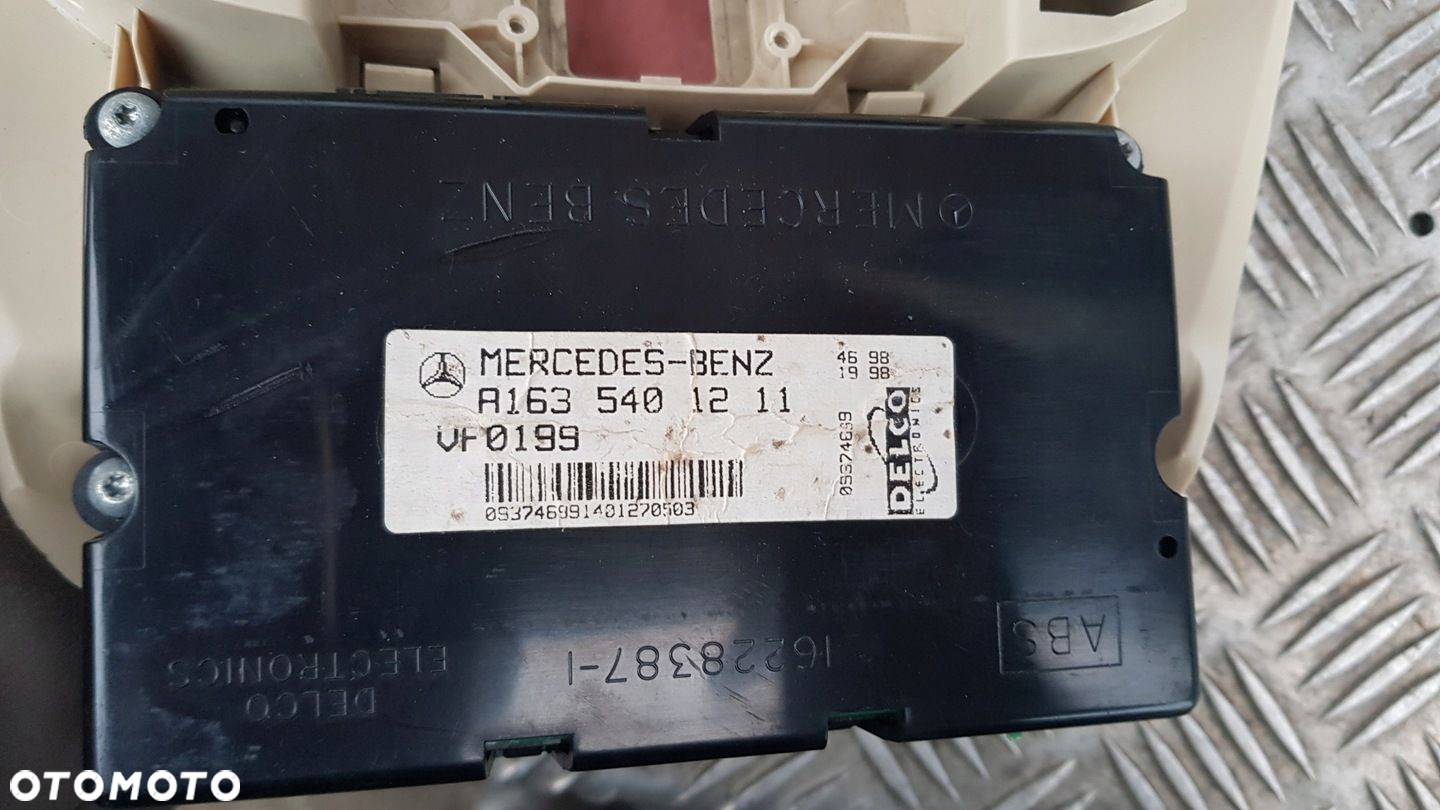 MERCEDES W163 ML OŚWIETLENIE KABINY a1635401211 - 7