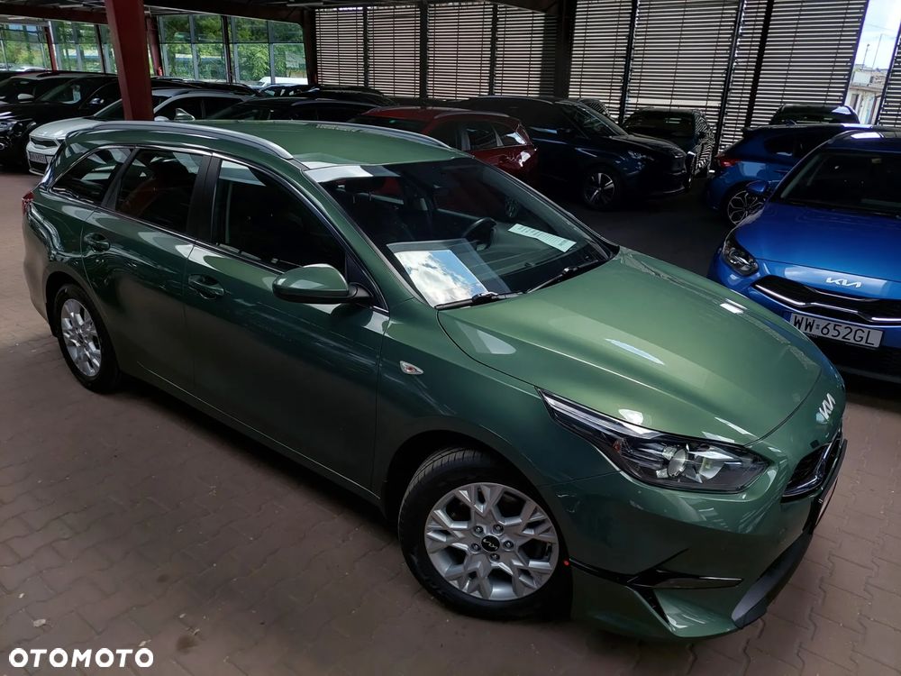 Kia Ceed 1.5 T-GDI M - 38