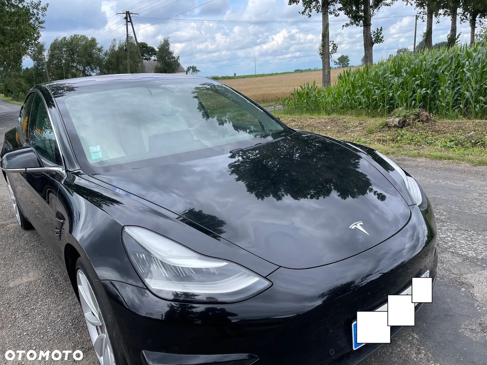 Tesla Model 3 Langstreckenbatterie Allradantrieb Dual Motor - 30