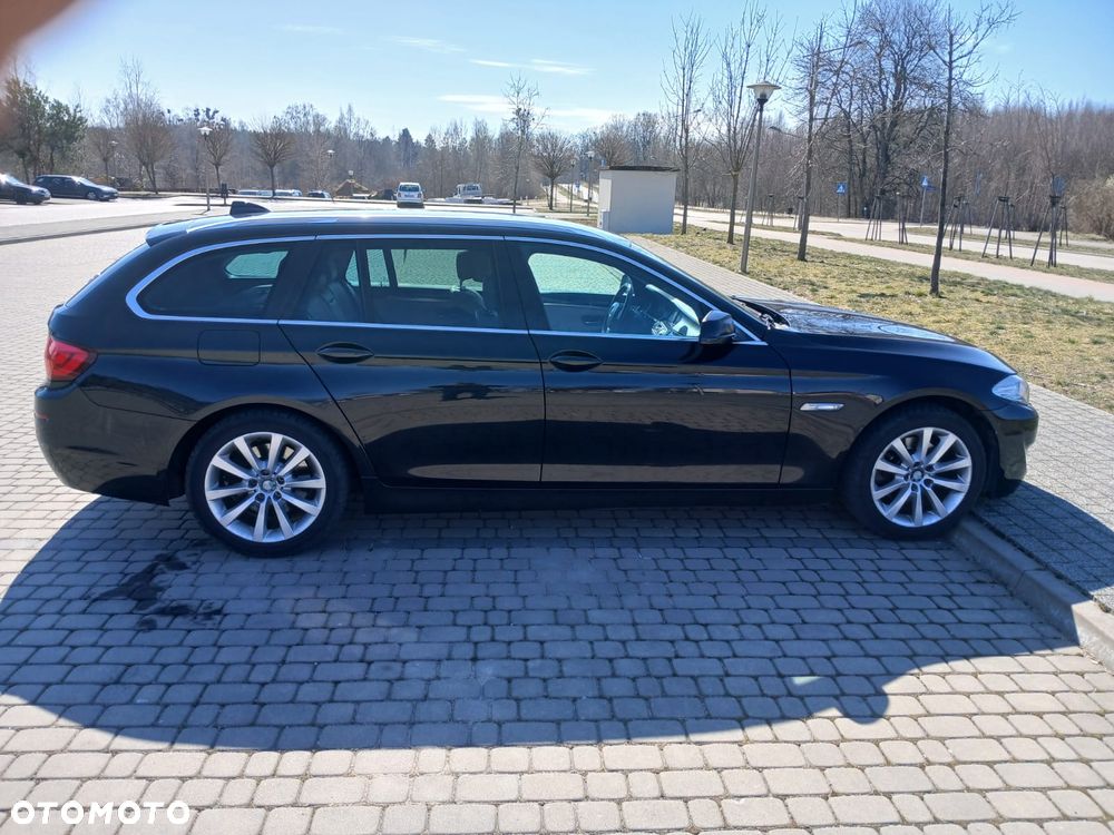 BMW Seria 5 520i - 4