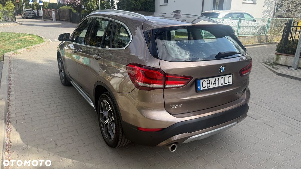 BMW X1 sDrive18i Business Edition - 4