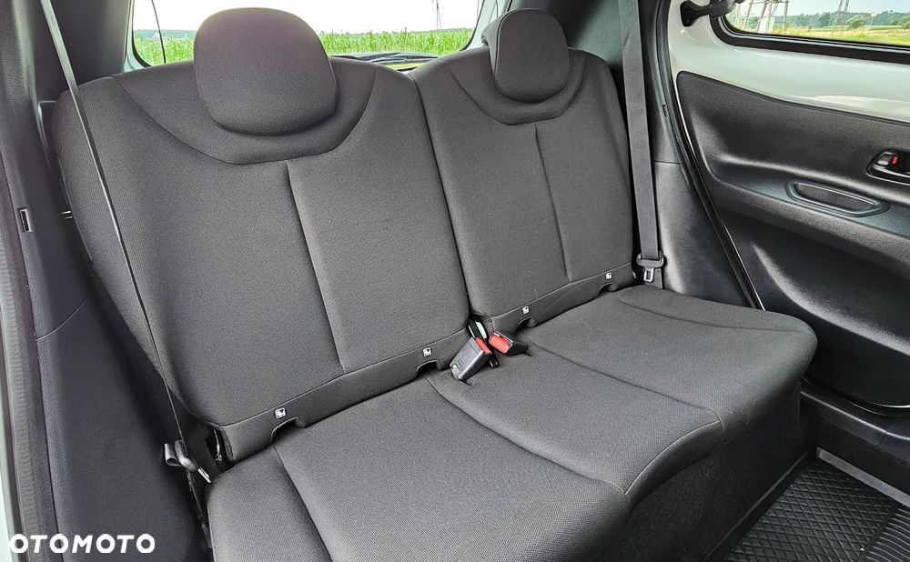 Toyota Aygo X Standard - 14