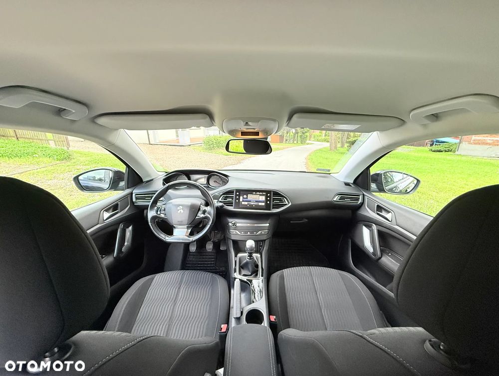Peugeot 308 1.6 THP Allure - 19