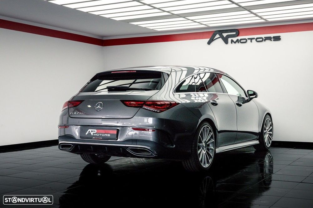 Mercedes-Benz CLA 250 e Shooting Brake AMG Line - 9