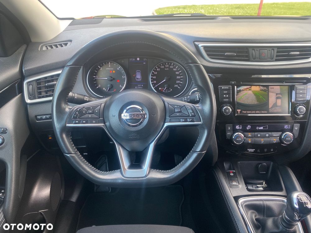 Nissan Qashqai 1.5 dCi Tekna - 24
