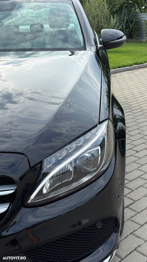 Mercedes-Benz C - 9