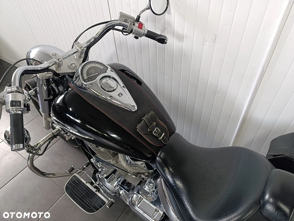 Honda VTX - 11