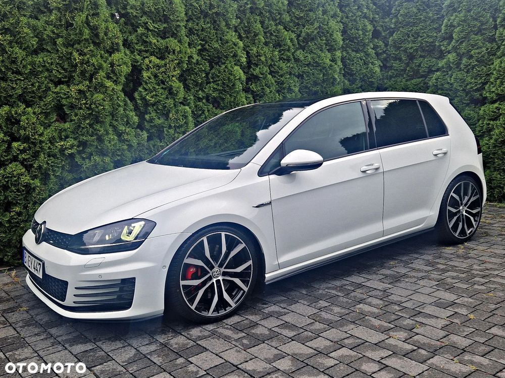 Volkswagen Golf GTD 2.0 TDI SCR DSG - 9