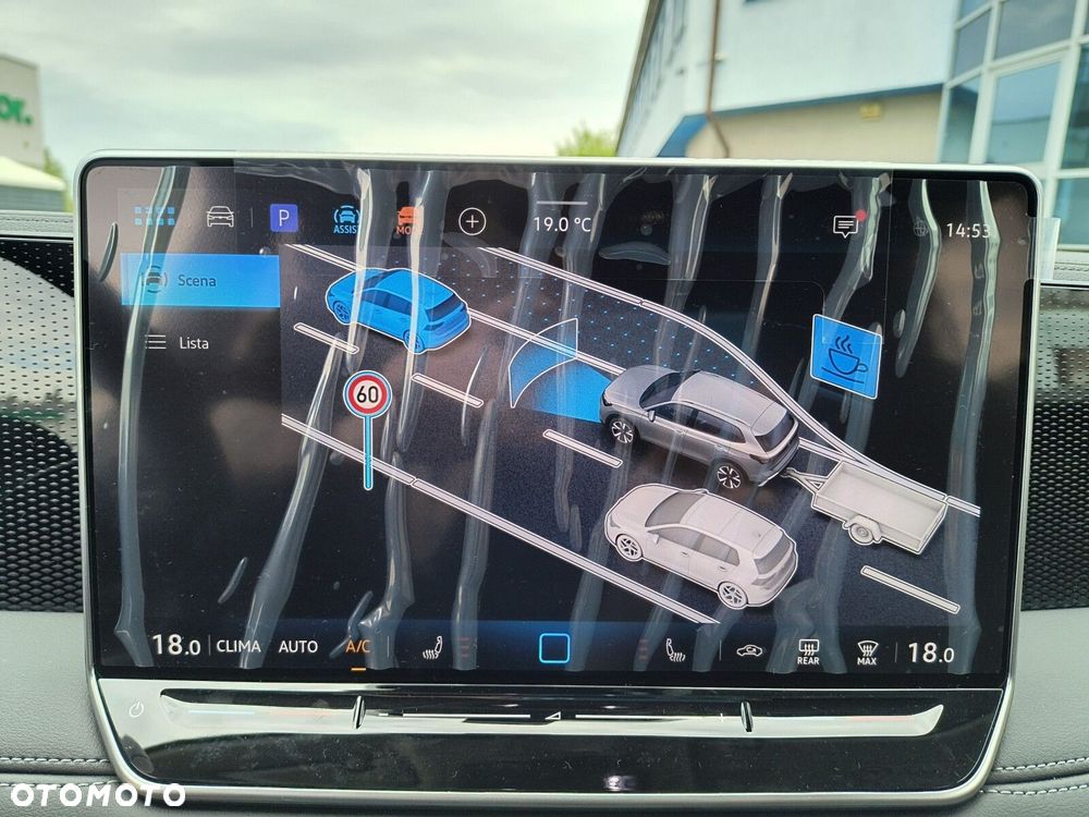 Volkswagen Tiguan - 24