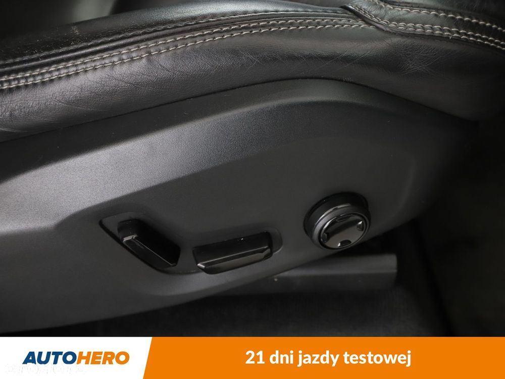 Volvo XC 90 D5 AWD Inscription 7os - 37