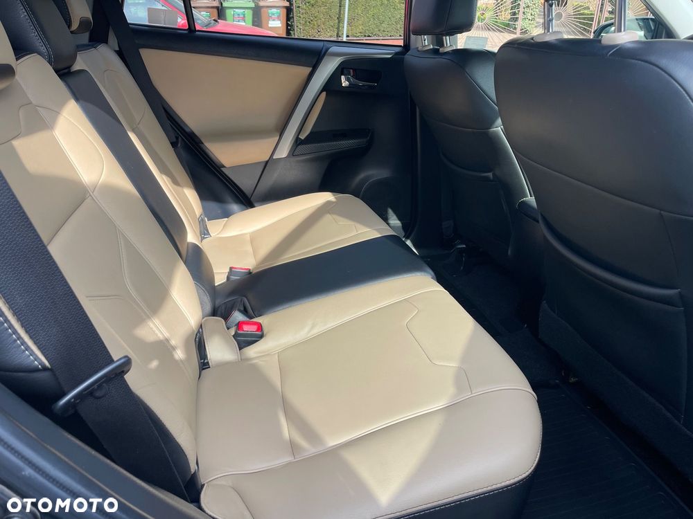 Toyota RAV4 2.0 D-4D Prestige - 6