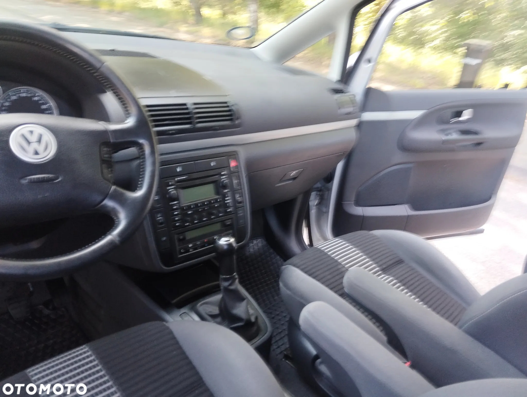 Volkswagen Sharan 1.8 5V Turbo Goal - 16