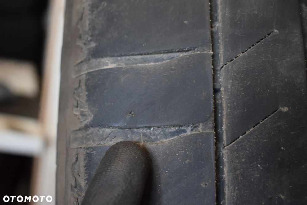 R19 255/50 Michelin Latitude Sport 3 - 7