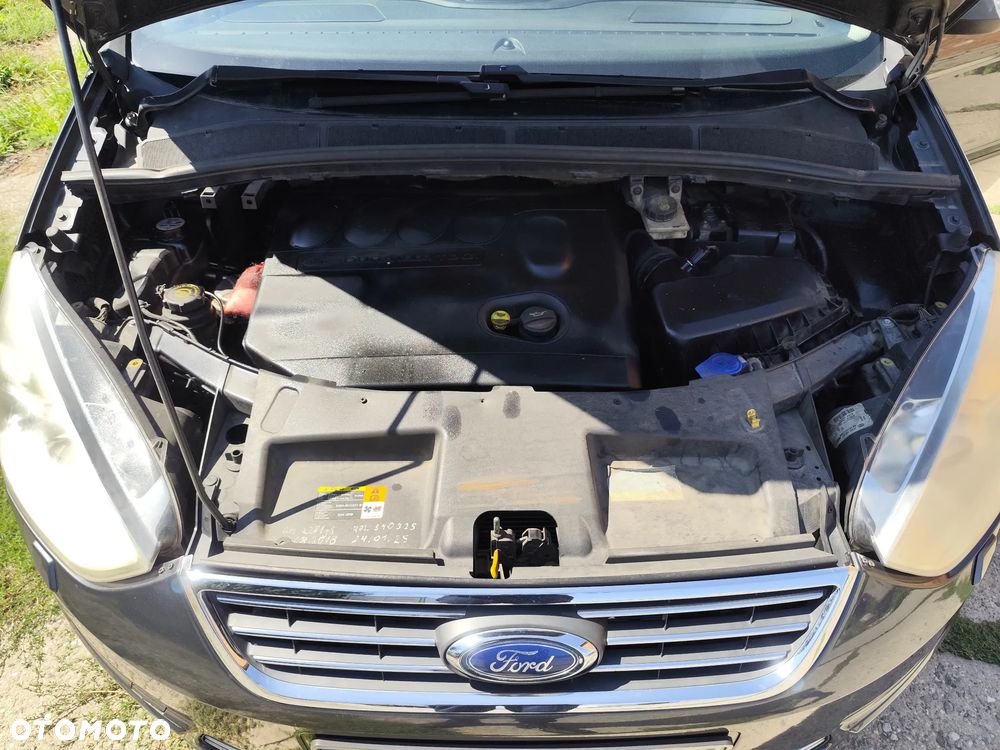 Ford Galaxy 2.0 TDCi Ghia - 13