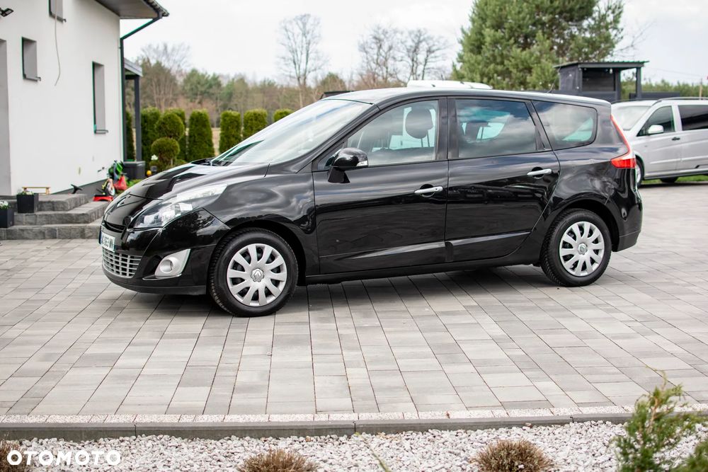 Renault Grand Scenic - 29