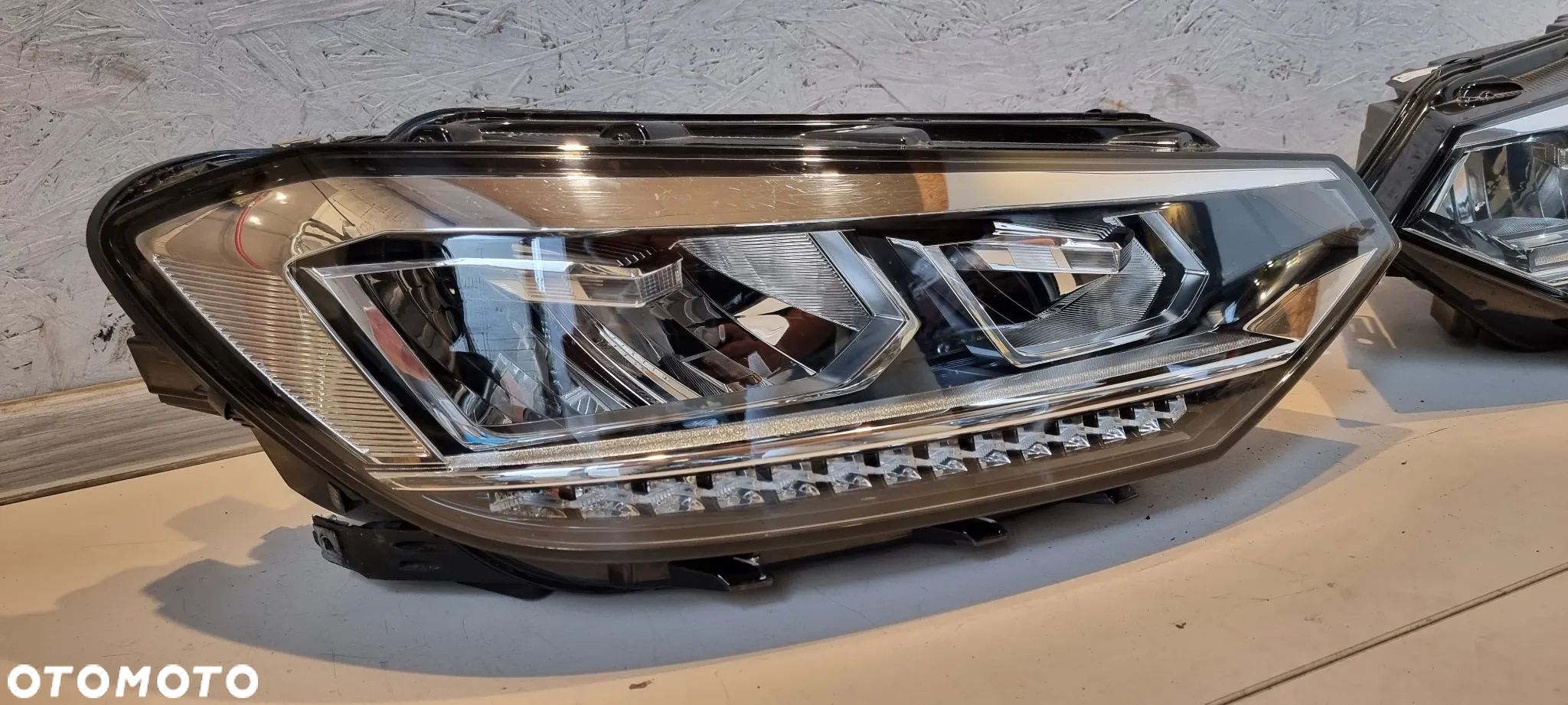 Lampa FULL LED lewa prawa VW TOURAN 3 III 5TA 5TB - 2