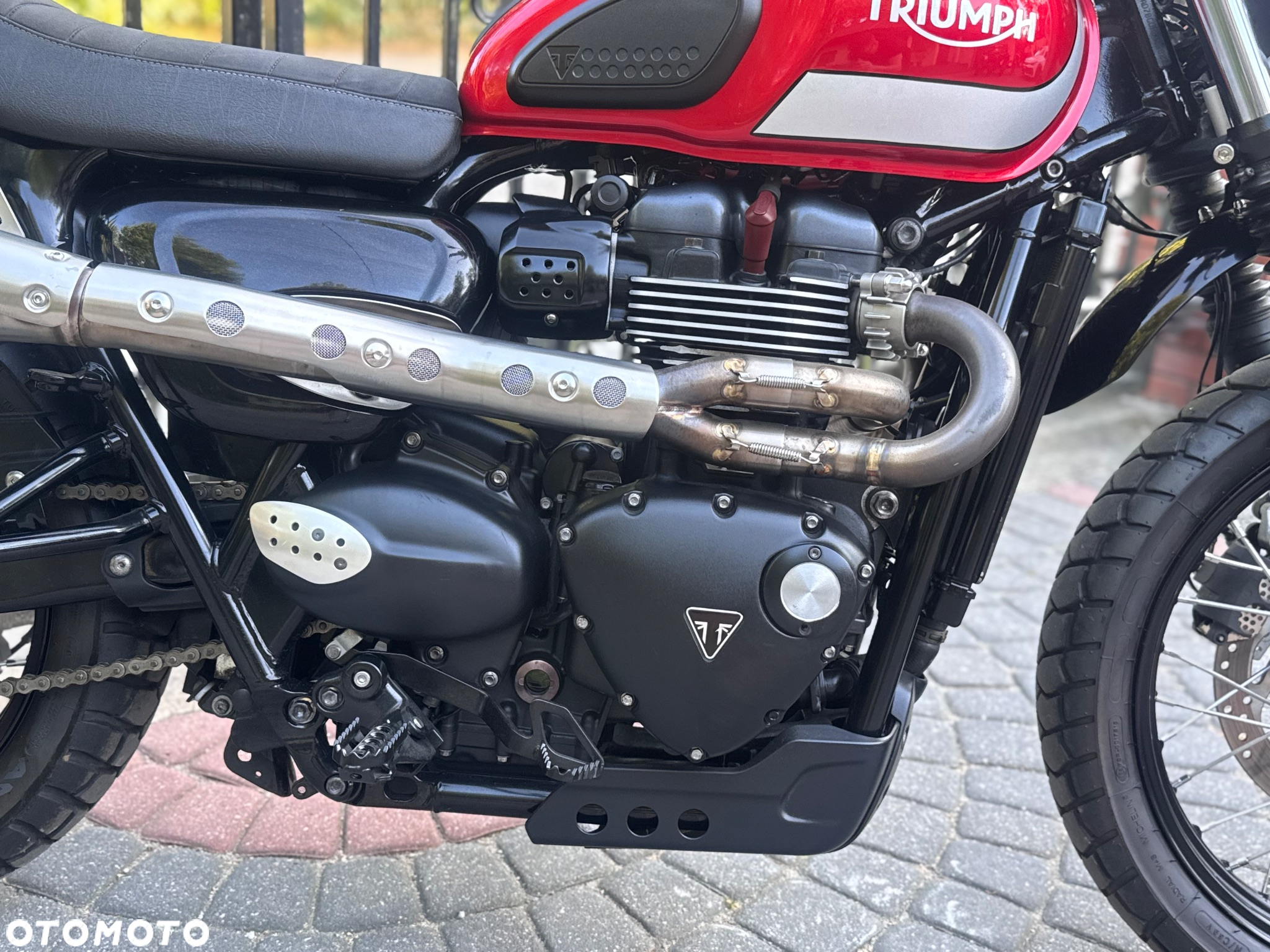Triumph Street Scrambler - 13